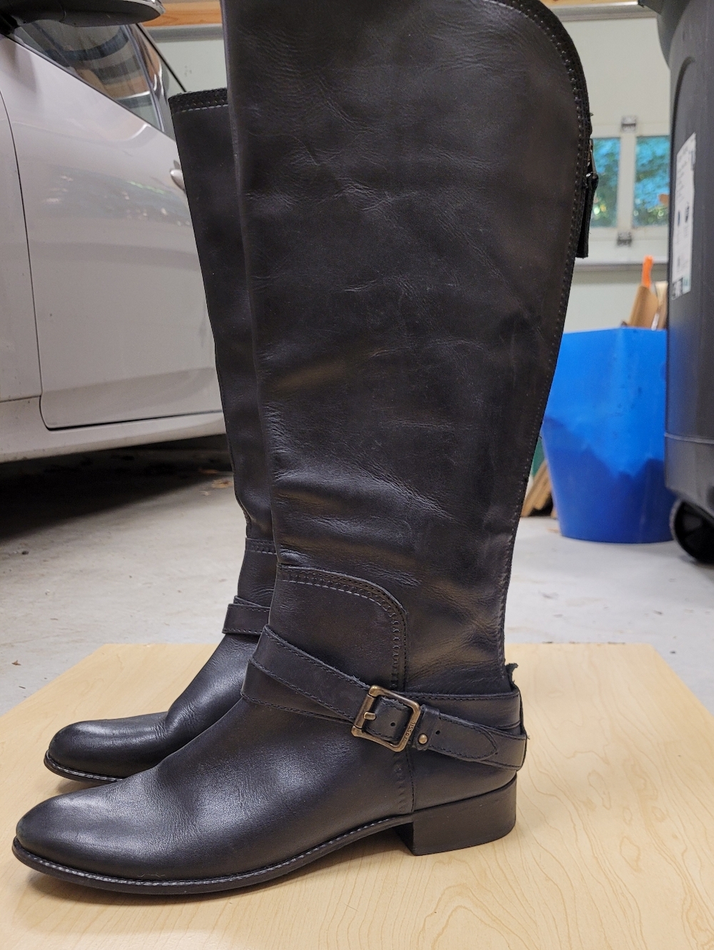 Women’s Black Leather Knee-High Riding Boots